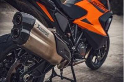 Akrapovic Slip-on Line Adventure 1290 S / R vm. 21-24