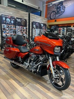 Harley-Davidson Touring FLHX Street Glide 2024