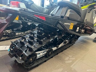 Polaris SKS  2024