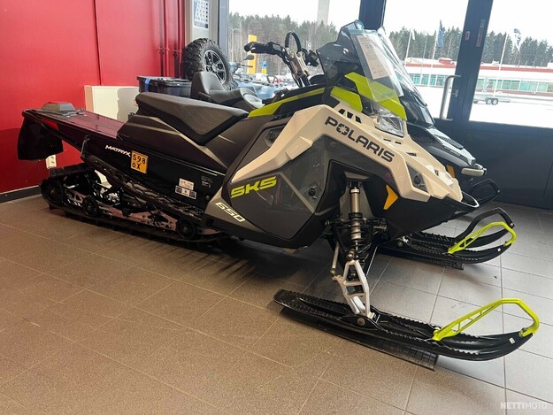 Polaris SKS  2024